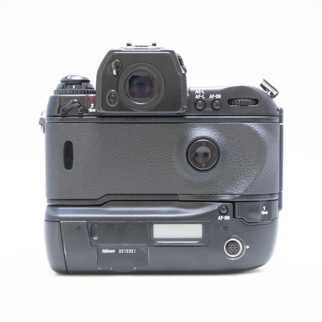 520003582_0001_Layer 3.webp