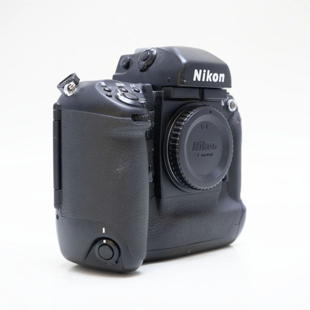 520003582_0002_Layer 2.webp