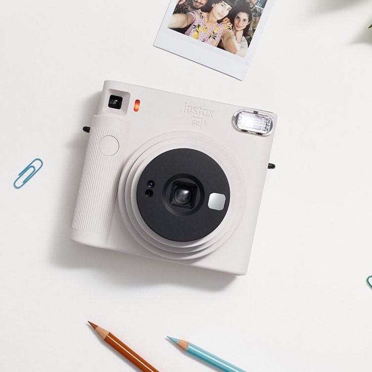 Fujifilm - Instax Square SQ1 Instant Camera (Chalk White)