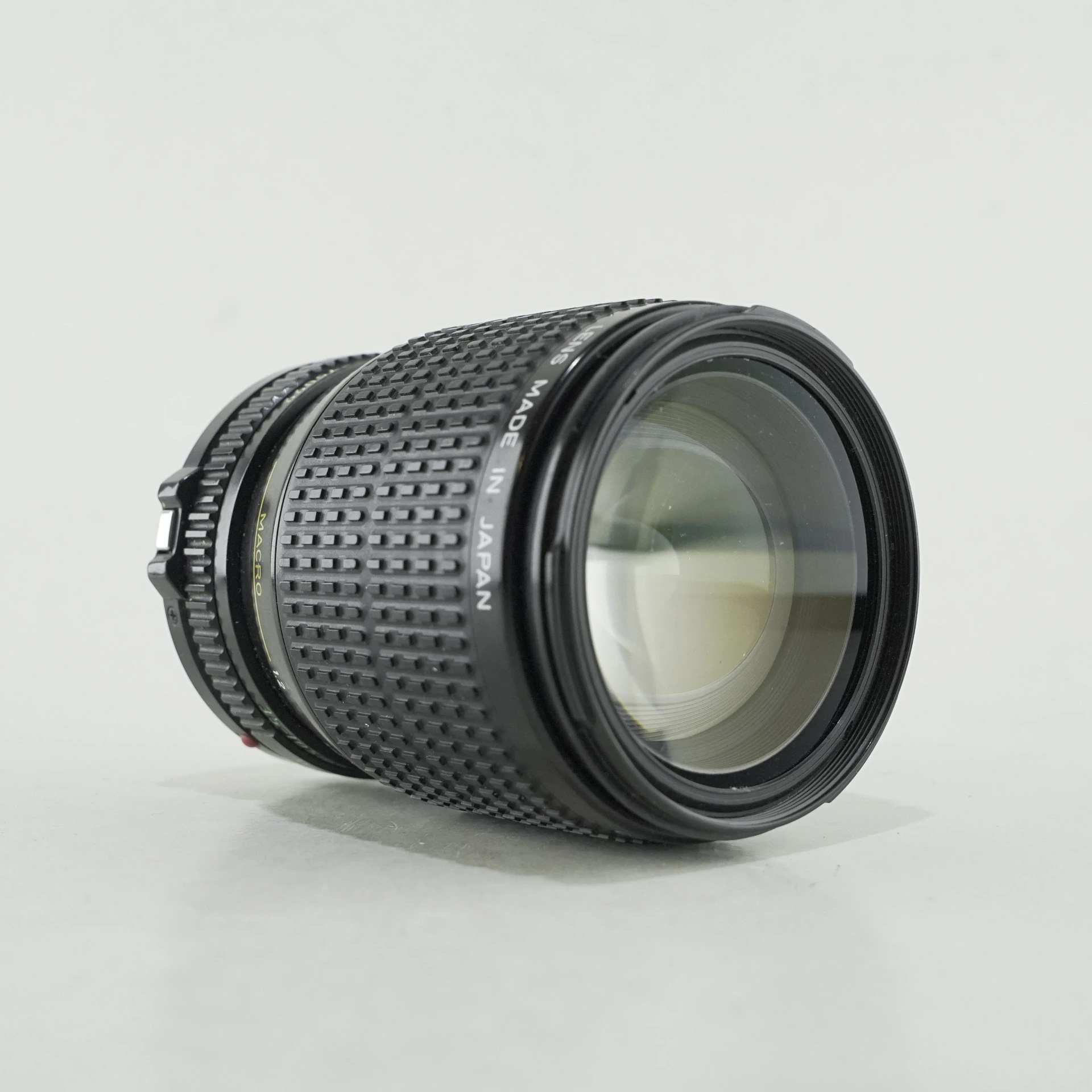 Canon FDn 35-105mm f3.5-4.5