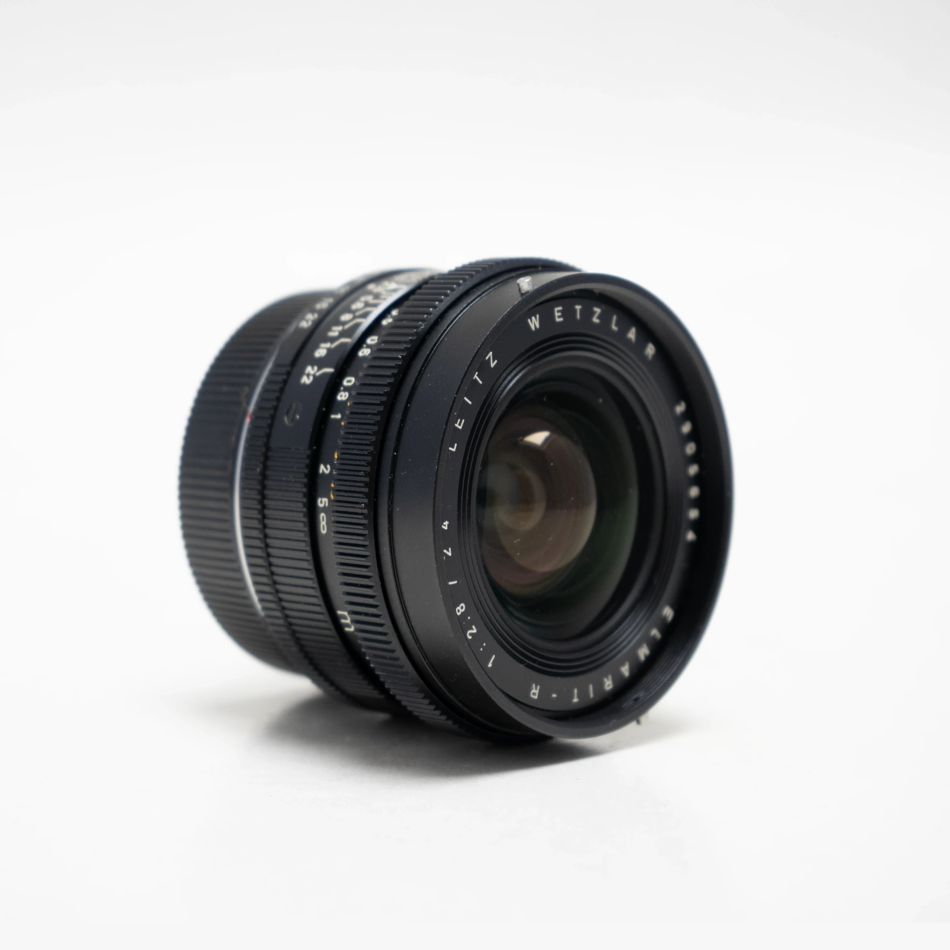 Leica Elmarit R 24mm f2.8 (11 221/3-Cam)